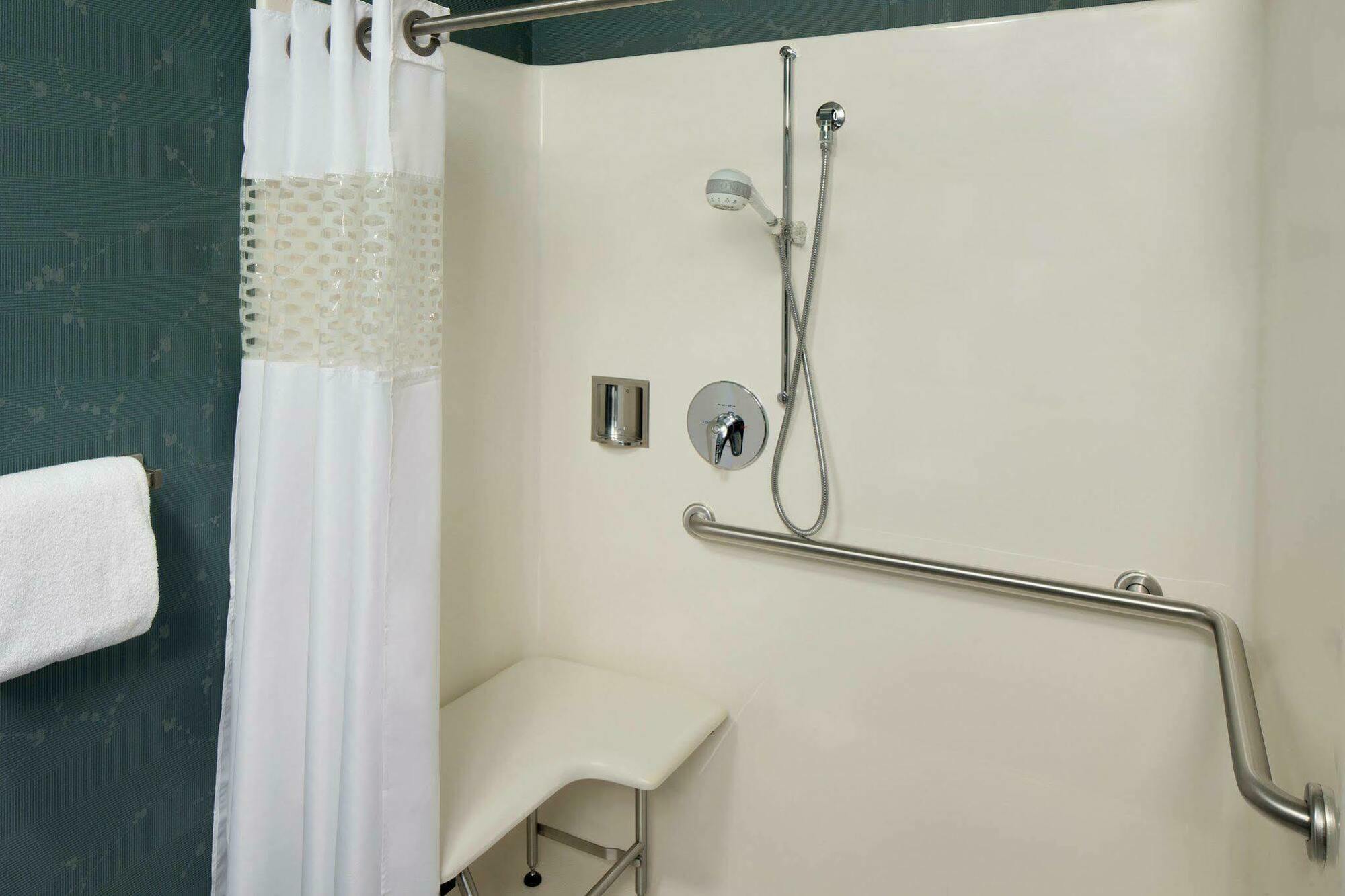 Hotel Hampton & Aberdeen/apg South 3*